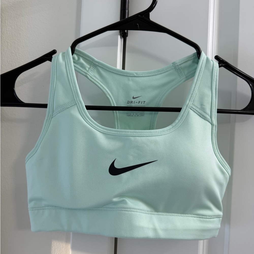 Nike Women's DRI-FIT Sports Bra